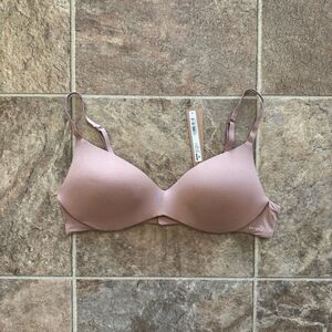 Skims Wireless Form Push-up Plunge Bra Sienna Size 36A